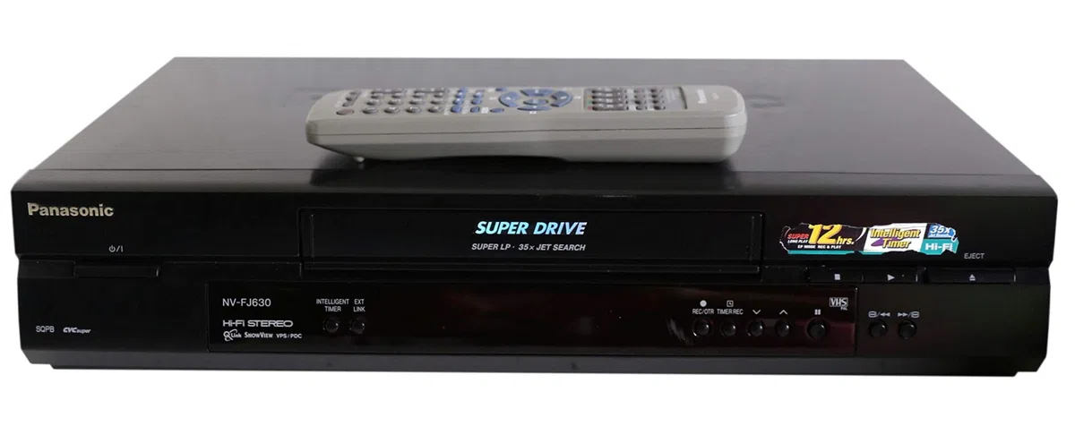 Panasonic NV-FJ 630 VHS Videorecorder in Schwarz