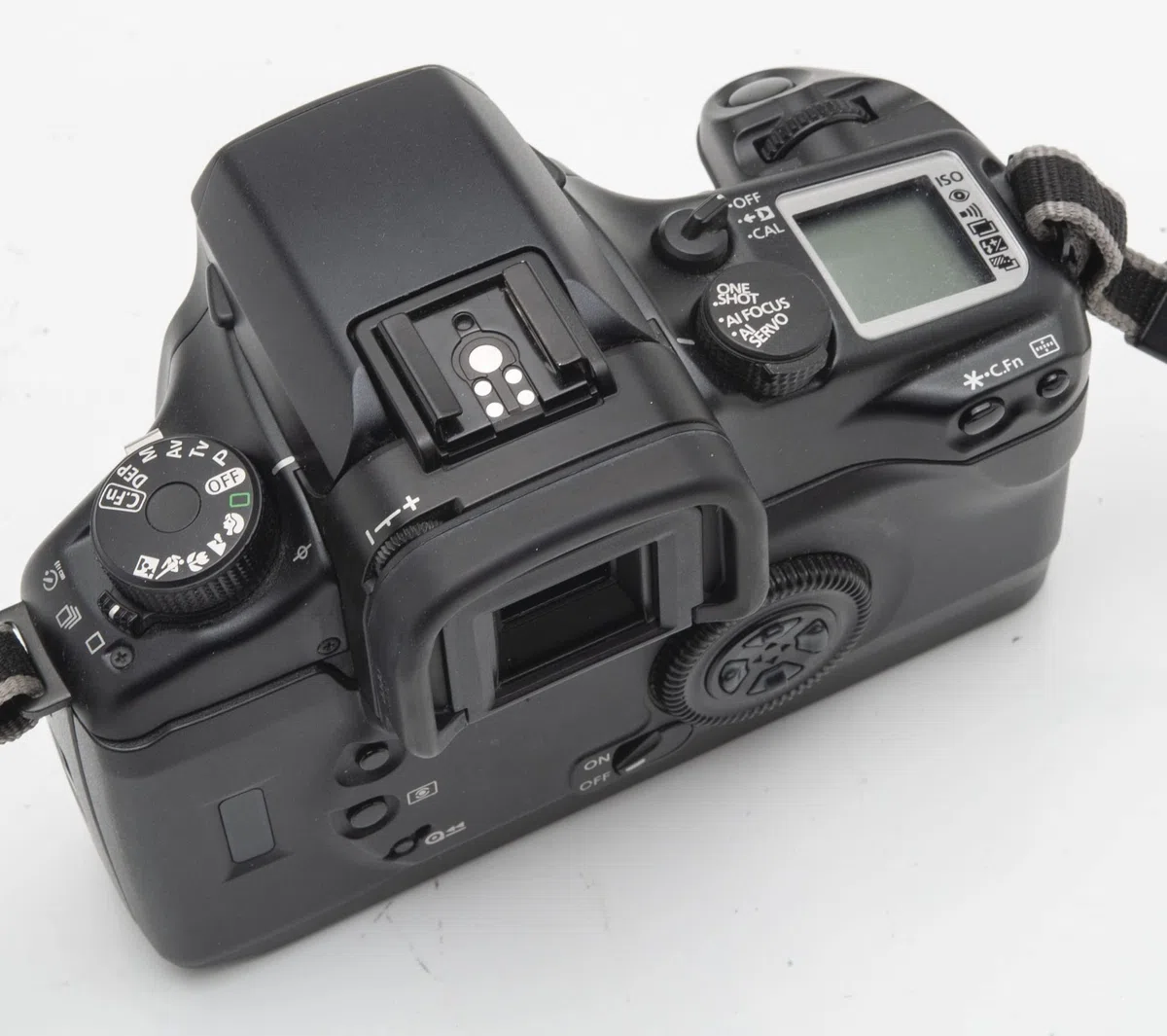 Canon EOS 30 Spiegelreflexkamera (nur Gehäuse)