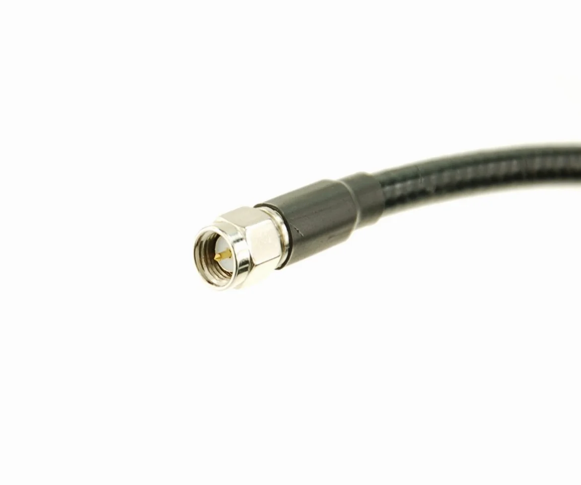 Hochleistungs Antenne zur Wandmontage 4G LTE / 3G / 2G / FirstNet/LPWA/NB-IoT/Cat-X-Mx-NBx Wetterfest, Aussenbereich IP67, 2,2 dBi Gewinn, 10m Kabel mit SMA/M Anschluss Stecker