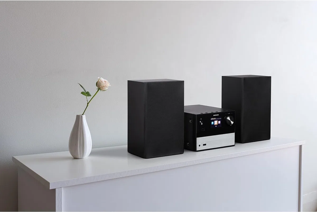 MEDION P64014 Micro Audio System Kompaktanlage (DAB+, CD-Player, PLL UKW Radio, Bluetooth, USB Anschluss, AUX) Titan