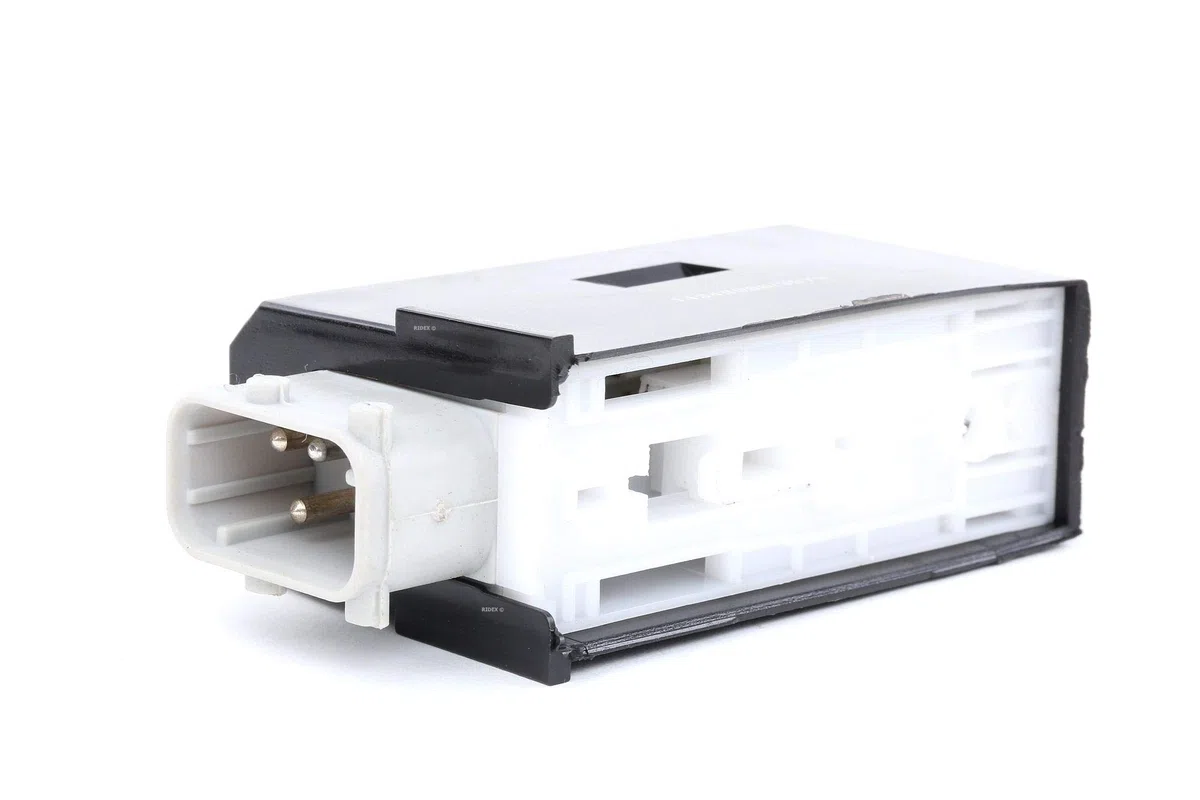 RIDEX 791C0005 STELLMOTOR TÜRSCHLOSS ZENTRALVERRIEGELUNG ZV VORNE und HINTEN Kompatibel mit BMW 5 Limousine E39 5 Touring E39 7 E38