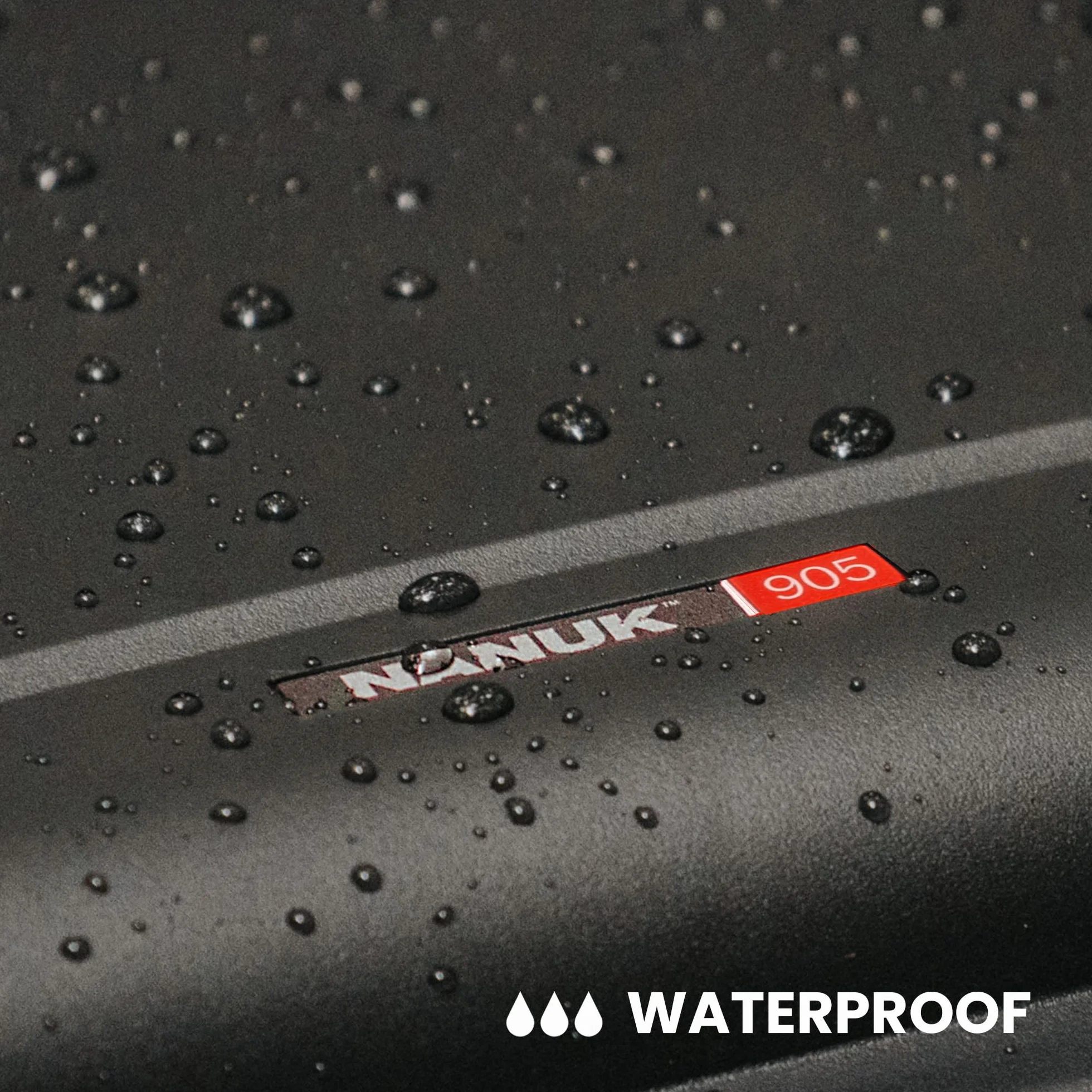 NANUK 905 – Leichter, wasserdichter Schutzkoffer aus NK-7-Kunststoff mit individuell anpassbarer Schaumstoffeinlage (31,75 x 25,65 x 15,24 cm) – Schwarz