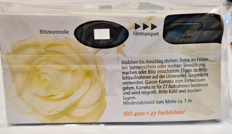 15x 1A PHOTO PORST Hochzeitskamera Pure Leidenschaft Gelbe Rose - 15er Pack Einwegkamera mit Blitz (27 Aufn. 400 ASA)