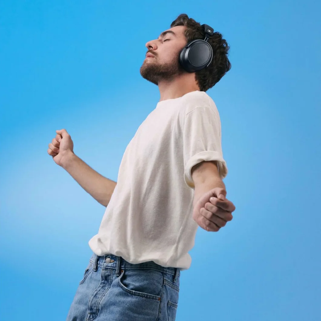 Sennheiser MOMENTUM 4 Wireless Noise Cancelling Headphones – Bluetooth Kopfhörer Headset für kristallklare Anrufe mit adaptiver Geräuschunterdrückung, Over-Ear, 60 h Akku, faltbar, Graphit